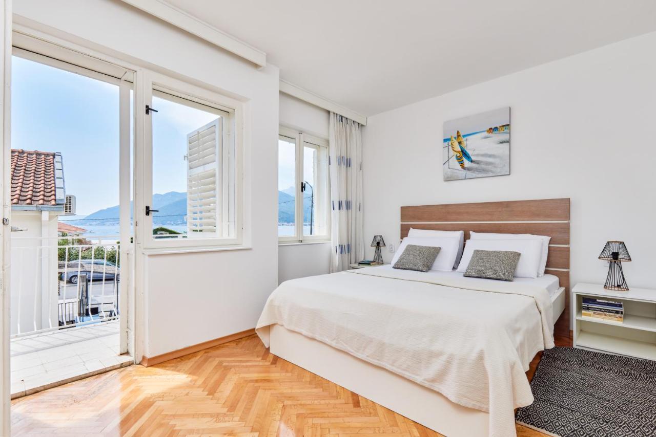 הוילה טיווט Waikiki Beach House מראה חיצוני תמונה