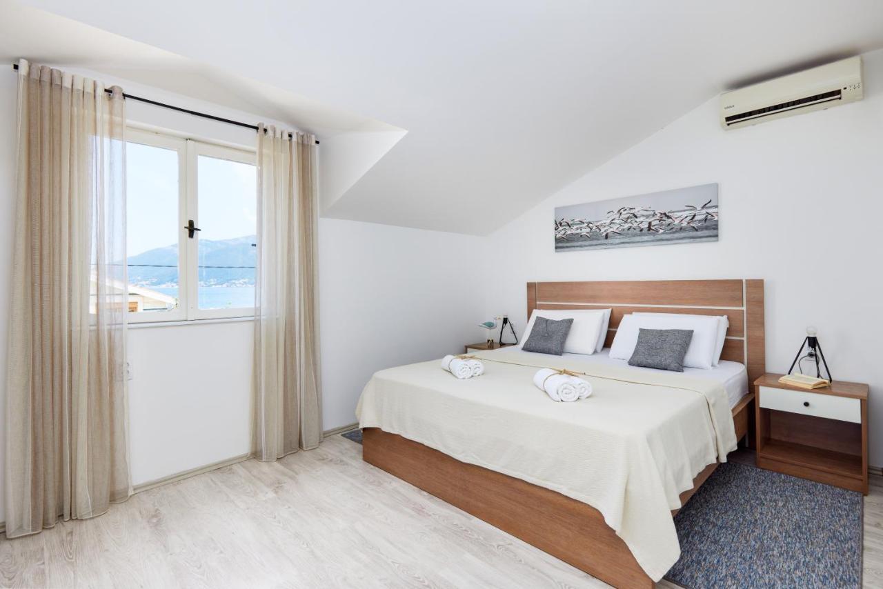 הוילה טיווט Waikiki Beach House מראה חיצוני תמונה